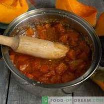 Heating pumpkin marmalade with ginger
