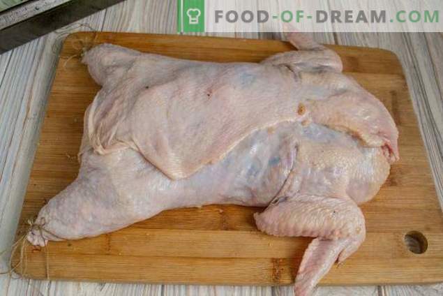 Stuffed boneless chicken in the oven