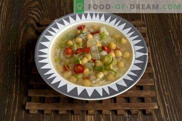 Vegetarian chickpea soup with vegetables