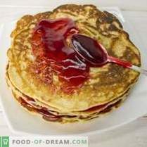 Pancake Cake on yogurt with raspberry jelly