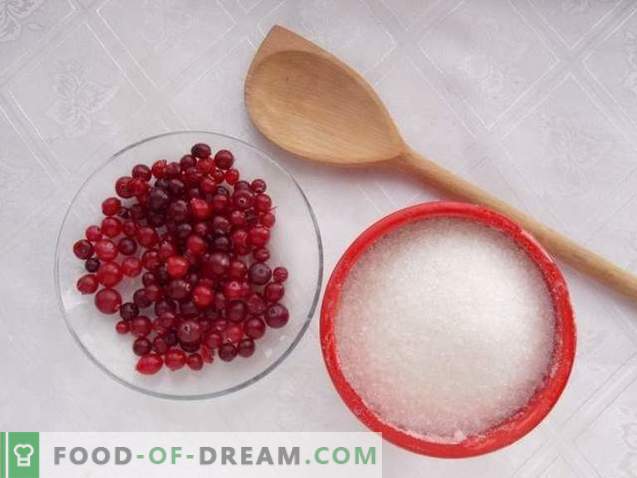 Cranberries, grated with sugar