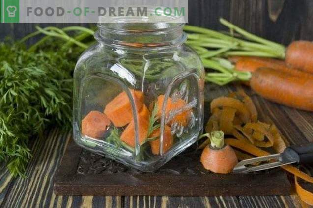 Pickled squash with carrots and hot pepper
