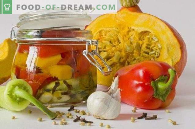 Salad with pumpkin and sweet pepper in a fragrant marinade for the winter