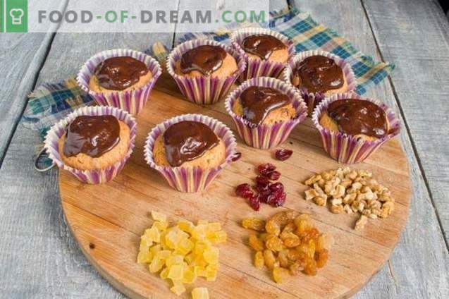 Cupcakes with your own hands - delicious sweets, gifts