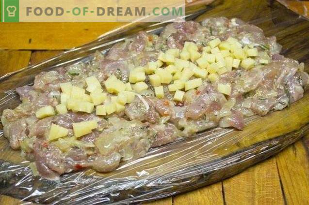 Boiled turkey sausage with rosemary and cheese