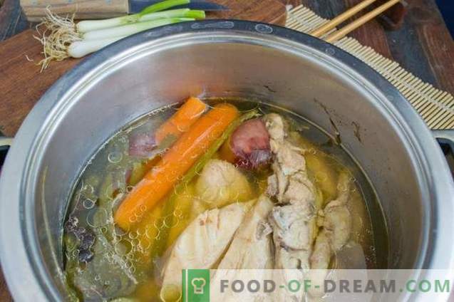 Chinese Chicken Soup with Funchoza