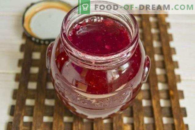 Red currant jelly for winter