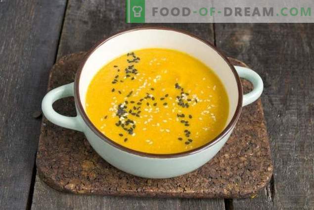Pumpkin soup with carrots and ginger