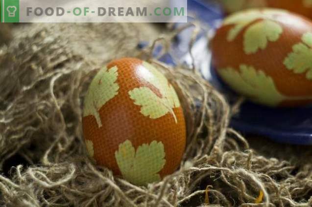 Painted eggs for Easter, decorated with parsley leaves