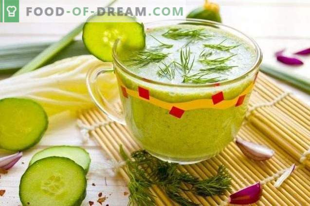 Smoothie with cucumber and spinach