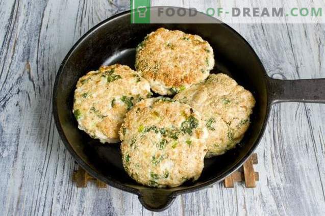 Chicken fillet cutlets with spinach and oat bran