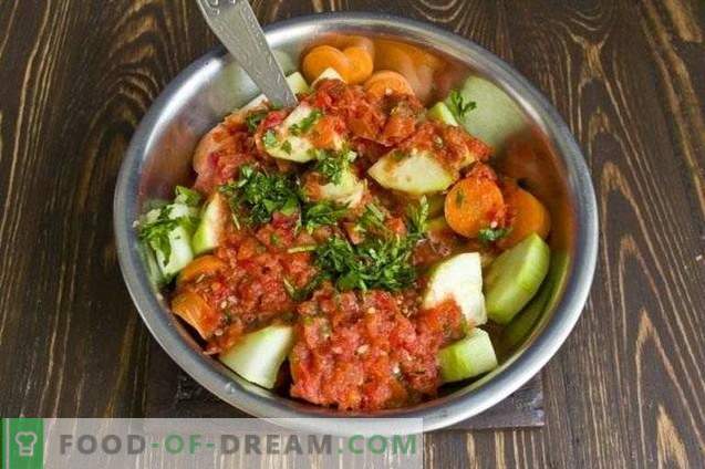 Zucchini with carrots, stewed in vegetable sauce, for the winter