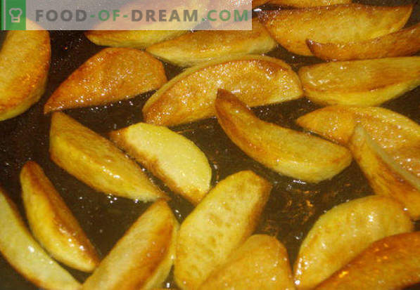 How to fry potatoes in a frying pan with a golden crust, onions, meat, mushrooms