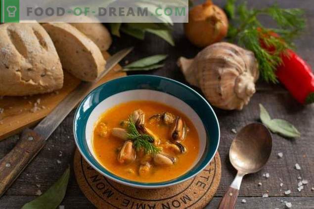 Delicate cream soup with mussels