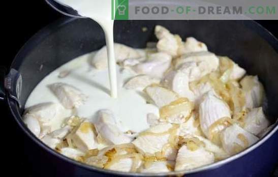 Chicken in a cream sauce in a pan is tender! Cooking chicken in a creamy sauce in a pan with vegetables, mushrooms, cheese