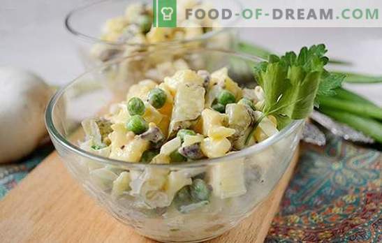 Potato salad with mushrooms - a complete dish for a summer lunch or dinner. Step-by-step photo-recipe of potato salad with mushrooms