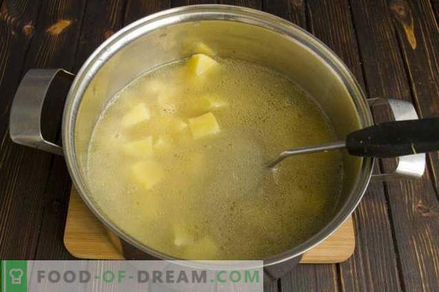 Dietary broccoli cream soup