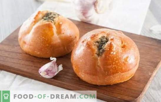 Garlic buns - savory pastries for first courses. Buns with garlic: yeast, puff, in the form of rolls and other
