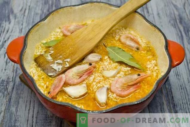 Pilaf with chicken and shrimp