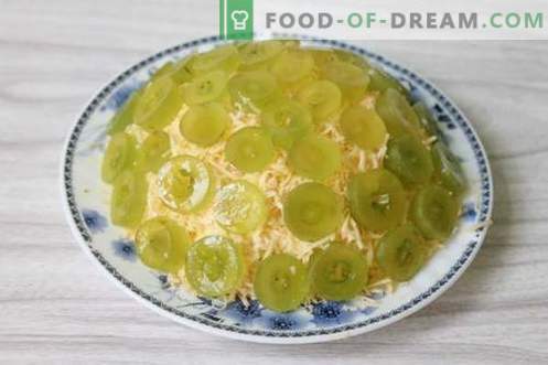 Tiffany salad with white grapes - tasty, glamorous, but not expensive!