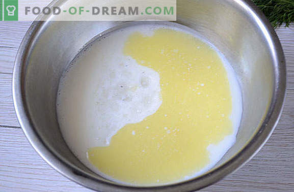 The simplest khachapuri on kefir with curd in a pan. Author's photo-recipe of khachapuri cooking in a pan with curd