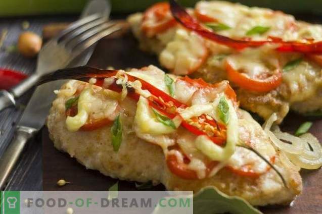 Delicious chicken fillet with cheese in the oven