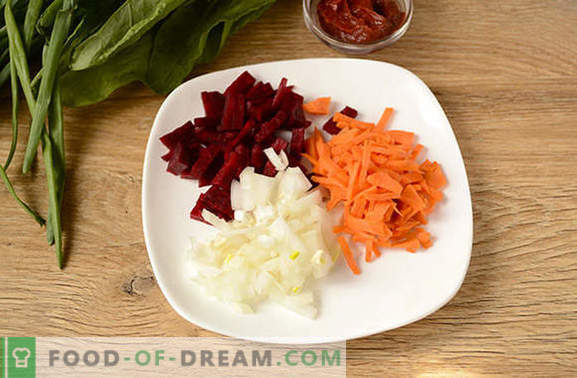Green borsch with tomato paste and beets: a step by step author's recipe with a photo. How to cook the most delicious soup of sorrel and beets with tomato paste - share the secrets