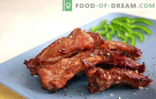 Pork ribs in a slow cooker - an aromatic snack and a full dish. Recipes of fried and stewed pork ribs in a slow cooker