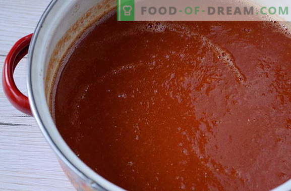A unique recipe for natural homemade ketchup - make a note so as not to forget