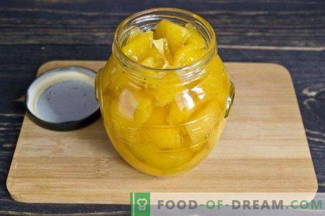 Peaches preserved in ginger syrup