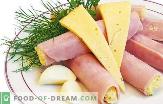 Rolls with ham, cheese and garlic for breakfast? Recipes rolls with ham, cheese and garlic: unleash your imagination!