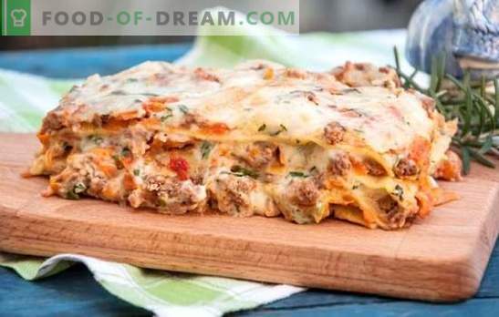 Lasagna with Bechamel Sauce - Italian Casserole! Lasagna recipes with bechamel sauce and minced meat, mushrooms, tomatoes, ham