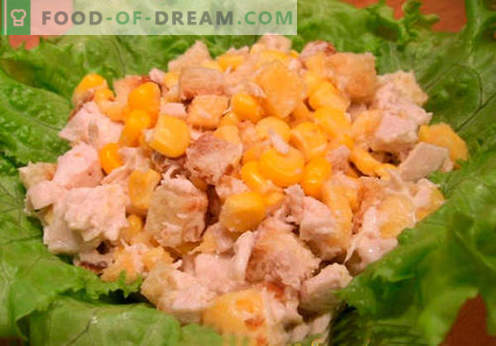 Salad with crackers and corn - the best recipes. How to properly and tasty to prepare a salad with crackers and corn.