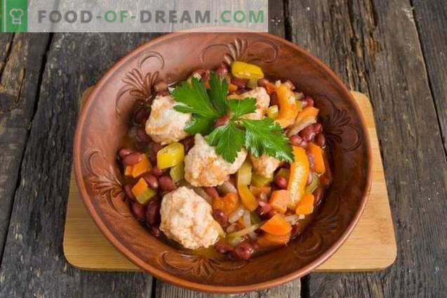 Vegetable stew with chicken meatballs