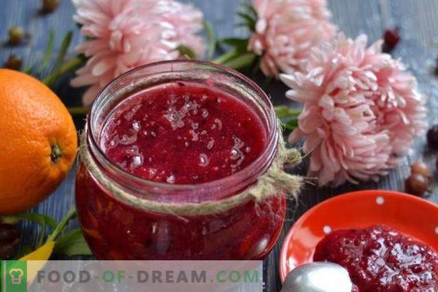 Raw gooseberry jam with orange