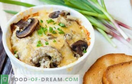 Champignon julienne - easy! Methods of cooking champignon julienne: in a slow cooker, in Valovan, in a cocotte, in buns, in pots
