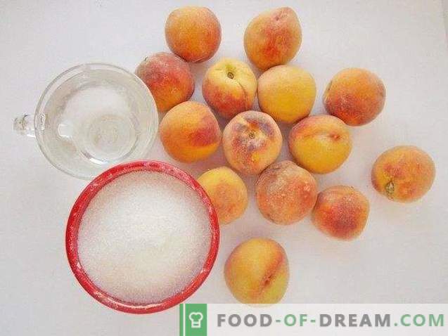Canned peaches in syrup