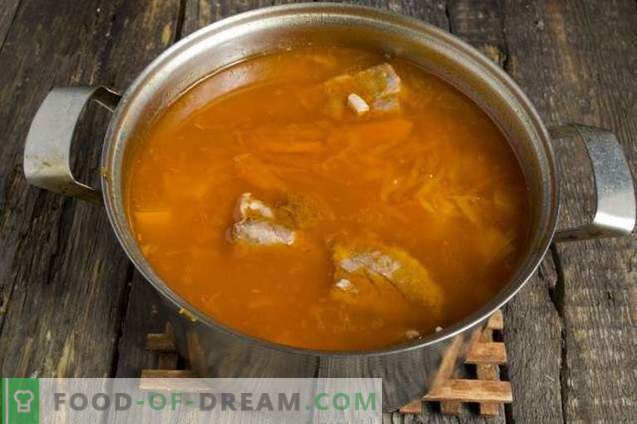 Soup with Pumpkin, Beans and Pork Ribs