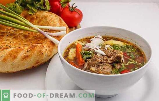 Shurpa in Uzbek is a win-win version of nourishing hot. Cooking flavored, delicious Uzbek shurpa with lamb, beef