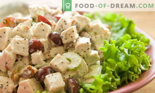 Salad with chicken and grapes - the best recipes. How to properly and tasty to prepare a chicken salad with grapes.