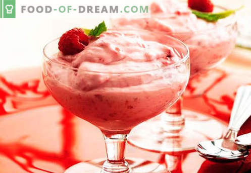 Cranberry mousse - the best recipes. How to properly and tasty cook cranberry mousse.