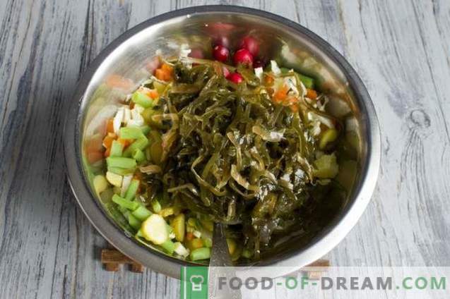 Seaweed Salad with Green Beans and Cranberries