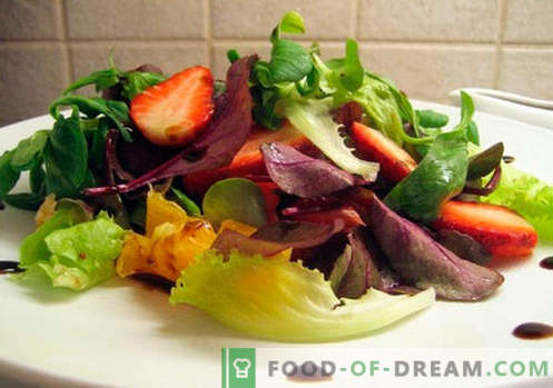 Salad with balsamic vinegar - proven recipes. How to cook a salad with balsamic vinegar.