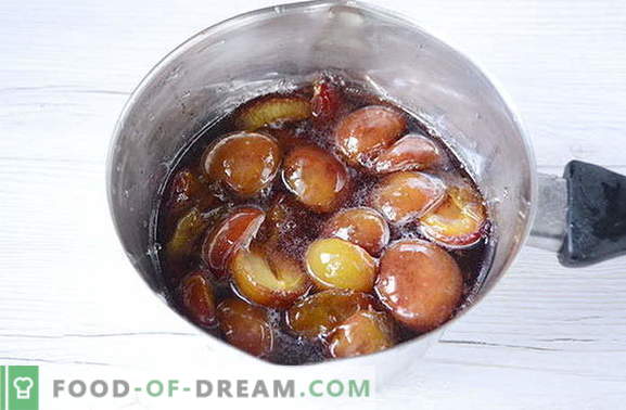 Original jam from plums with spices