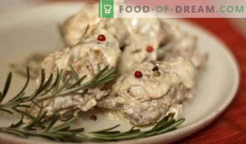 Rabbit in sour cream - the best recipes. How to properly and tasty cook rabbit in sour cream.
