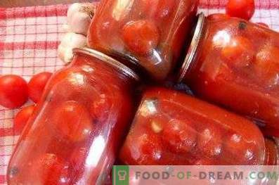 Tomatoes in tomato paste for the winter