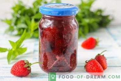 Strawberry jam in a multicooker